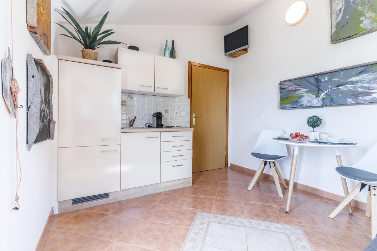 4 You Apartments Mugeba Bagian luar foto