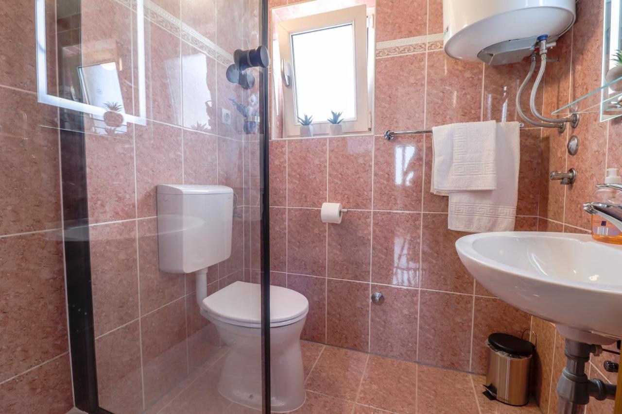4 You Apartments Mugeba Bagian luar foto